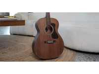 Guild OM-320 Nat Guild OM-320 Nat